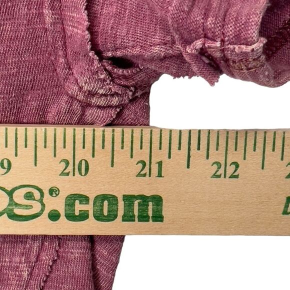 We The Free oversized T-Shirt Raw Hem distressed Detail Size small - Picture 11 of 16